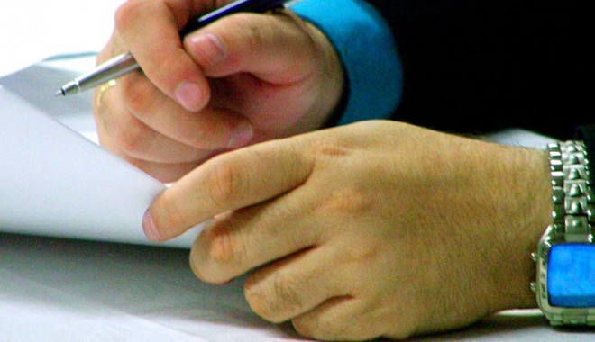 Noul sistem de apostilare, prezentat la Prefectura Constanța - noulsistemdeapostilare-1386783697.jpg