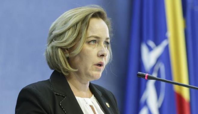 Carmen Dan îl atacă pe Klaus Iohannis și acuză presiunea publică pe care o simt șefii Jandarmeriei în dosarul violențelor din 10 august - ntgwjmhhc2g9mzaym2q1nguyntc3mdc3-1537870719.jpg