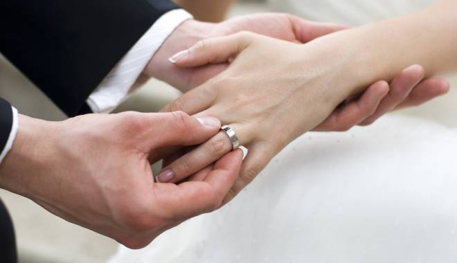 Numărul căsătoriilor e de 10 ori mai mare decât al divorțurilor - nujmarulcasatoriilor-1444635360.jpg