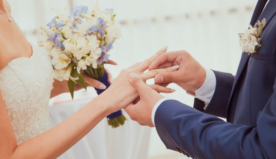 Un cuplu s-a căsătorit și a divorțat de 12 ori ca să încaseze pensii de urmaș. Prejudiciul este uriaș - nuntascaled-1747033792.jpg