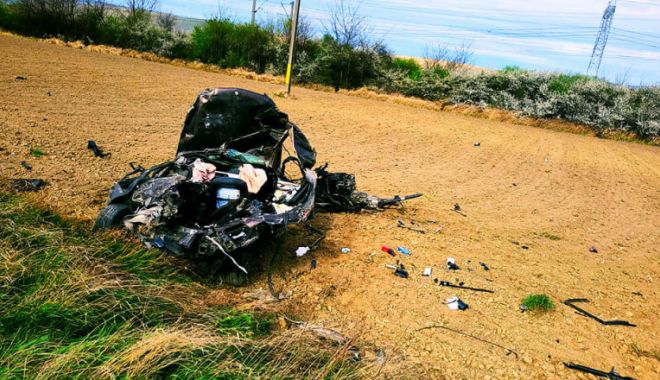 TRAGEDIE ÎN ROMÂNIA! Un bătrân de 78 de ani, care conducea cu 210 km/h, a omorât doi oameni! A murit şi el - nzizntvkytrmotm3ogzinzq1njjjngvh-1649926974.jpg