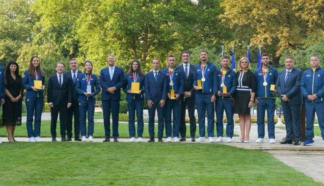 Olimpism / Cei nouă medaliaţi la JO Tokyo 2020, decoraţi de preşedintele României - o-1629359957.jpg