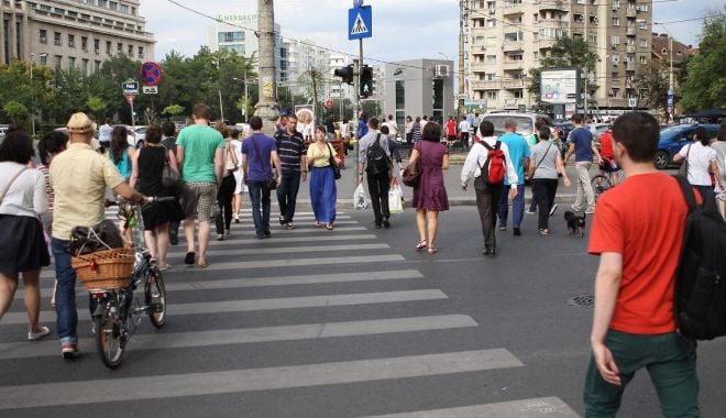 Constanţa, locul şase pe ţară, în 2020 la câştigul salarial mediu brut - oameni642-1630073800.jpg