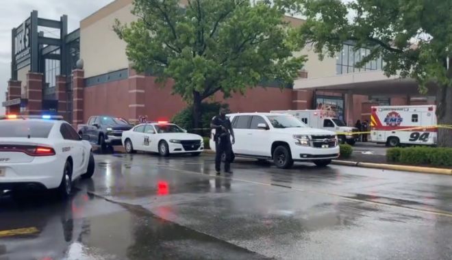 Indiana - Trei oameni au fost uciși după ce un bărbat a început să tragă cu arma în mall