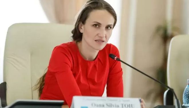 Oana Țoiu: “Peste 10.000 de mame nu au primit tichetele sociale pentru nou-născuți” - oana-1684153650.jpg