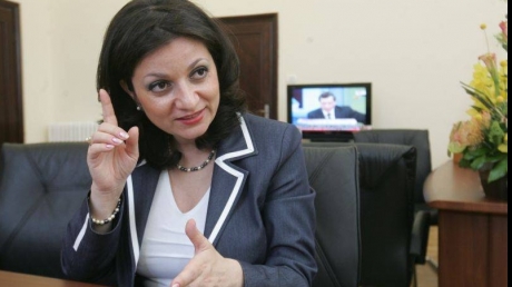 Directorii cu spate politic nu au ce căuta în școli - oanabadea-1315818483.jpg