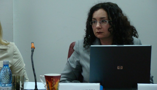 Procurorul Oana Schmidt Hăineală este noul președinte al CSM - oanahaineala2-1357307906.jpg