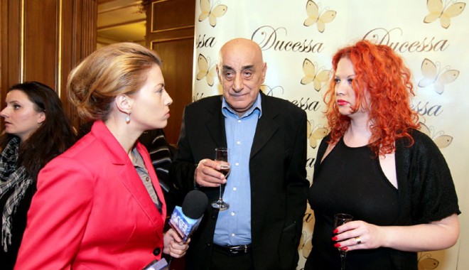 Oana Lis crede că bărbații cu bani se poartă urât cu femeile - oanalis-1363877682.jpg