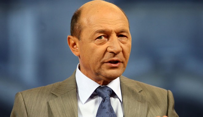 Traian Băsescu: 
