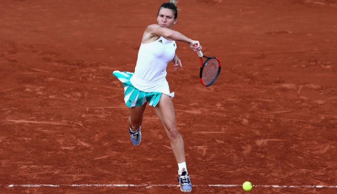 O detronează Halep pe Radwanska în topul 
