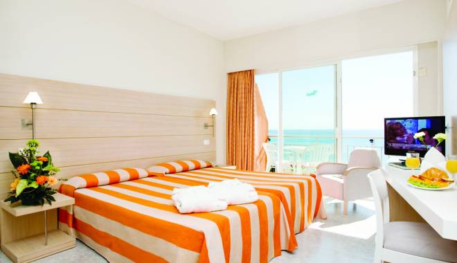 Cât mai costă cazarea la mare, anul acesta - oferte-1435826842.jpg
