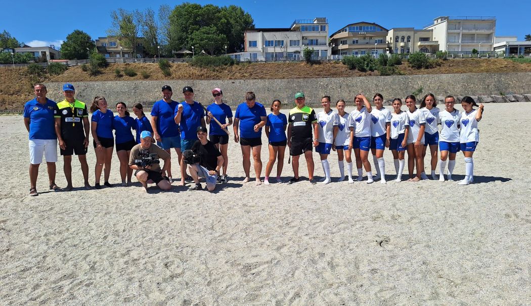 Şapte jurnalişti estonieni au asistat la Campionatul Naţional de Oină de la Eforie Nord - oina-ziaristi-1723806200.jpg