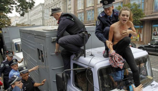 Oksana Shachko, co-fondatoarea mișcării Femen, s-a sinucis la 31 de ani - oksanashachko08486200-1532435029.jpg
