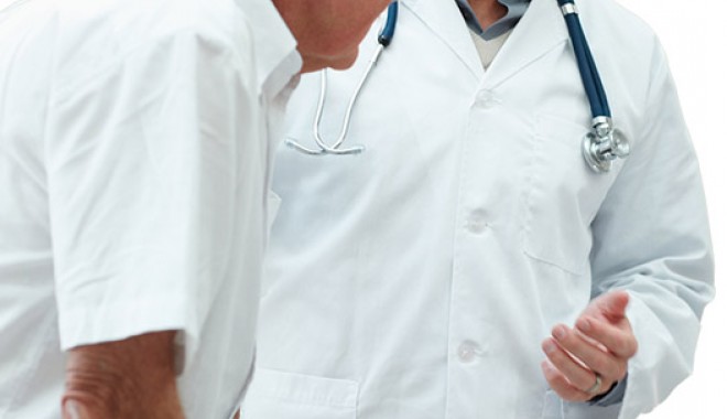 Badea Gheorghe, în vizită la doctor - oldman-1400595026.jpg