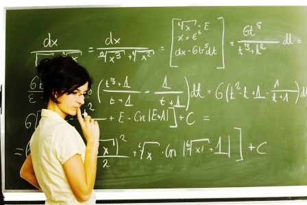 Olimpiada Națională de Matematică la Năvodari - olimpiada1-1333351661.jpg