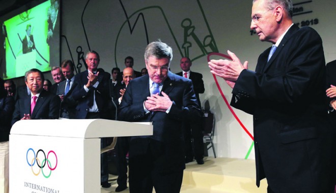 Jacques Rogge a înmânat cheile CIO succesorului său, Thomas Bach - olimpic-1386789583.jpg