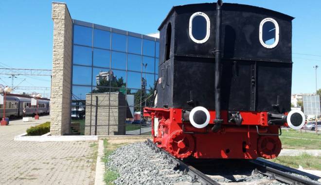 O locomotivă cu aburi, din 1911, a garat la Constanța - olocomotivacuaburi2-1441123912.jpg