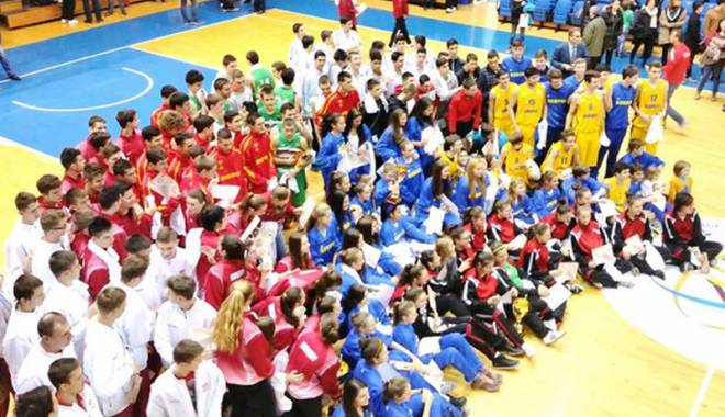 Olympic Hopes Tournament, ultima competiție de baschet U16 pentru România - olympicsursafrbaschetro-1419778488.jpg