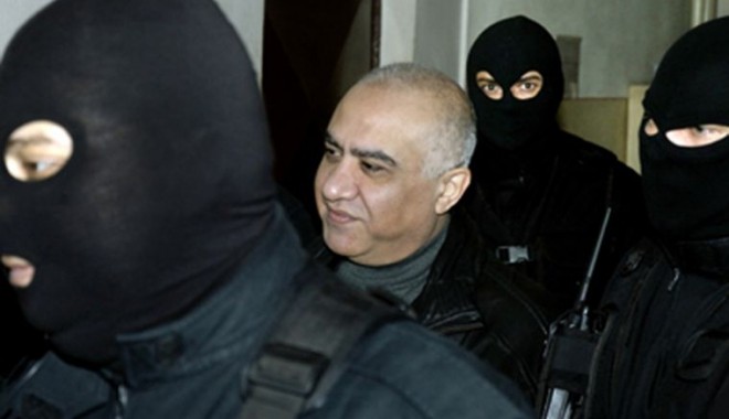 Omar Hayssam, audiat la DNA - omarhayssamghimpele-1374820452.jpg