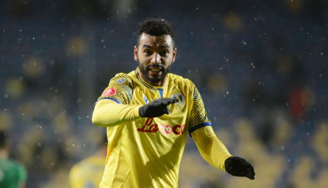 Petrolul Ploieşti s-a despărţit de Billel Omrani - omrani-plecare-1705593144.jpg