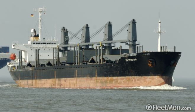 O navă a eșuat pe Canalul Kiel - onavaaesuatpecanalulkiel-1496734385.jpg