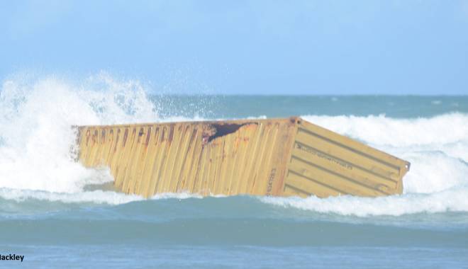 O navă a pierdut 20 de containere în Pacific - onavaapierdut-1453452497.jpg