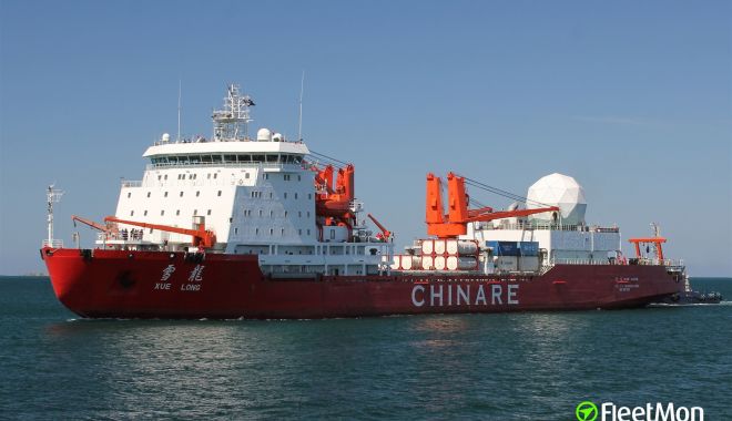 O navă de cercetare chineză a lovit un iceberg - onavachinezaalovituniceberg-1548594629.jpg