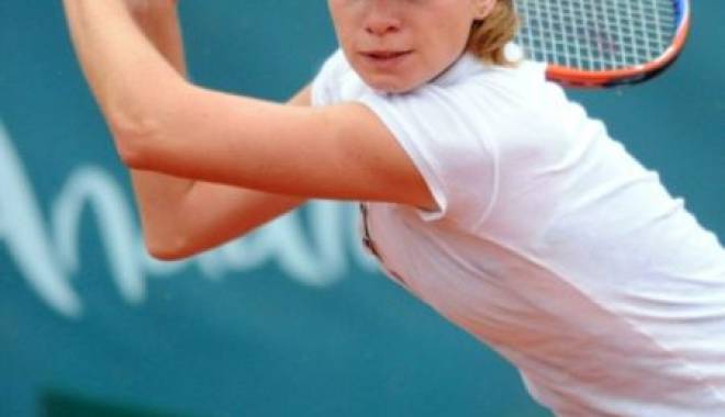 Tenis: Elena Bogdan, eliminată din primul tur al probei de dublu la Praga - onelenabogdansursadoartenisro-1430314676.jpg
