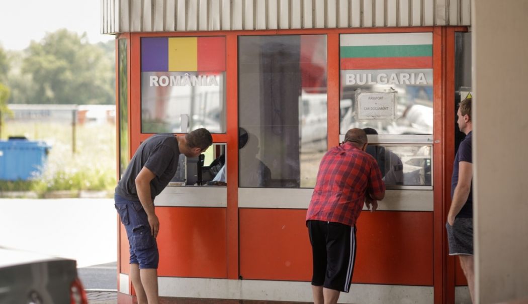 Românii ar putea intra în Bulgaria fără buletin încă de la 1 ianuarie - online-bulgaria-1732525715.jpg