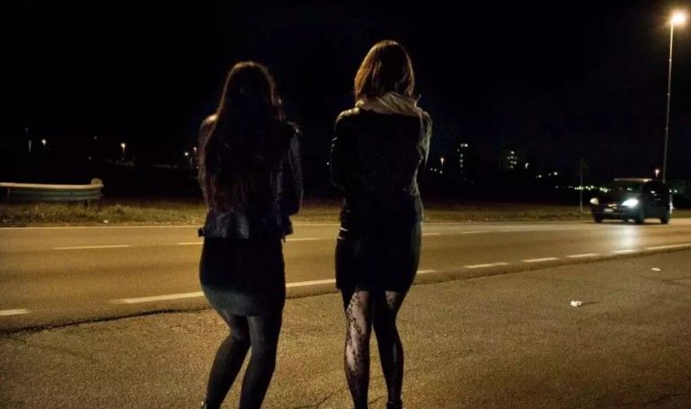 Amenzi și controale în Constanța pentru combaterea prostituției - online-prostituate-1772533865.webp