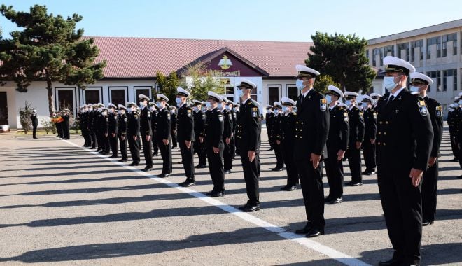 O nouă generaţie de marinari depune jurământul militar - onouageneratie-1634806651.jpg