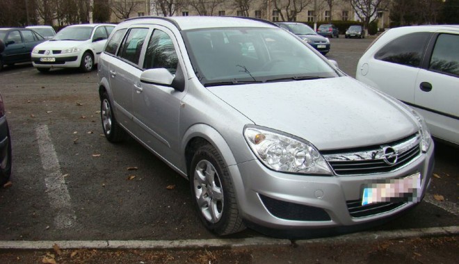 Opel furat din Italia, găsit la Constanța - opelfuratitalia-1322472191.jpg