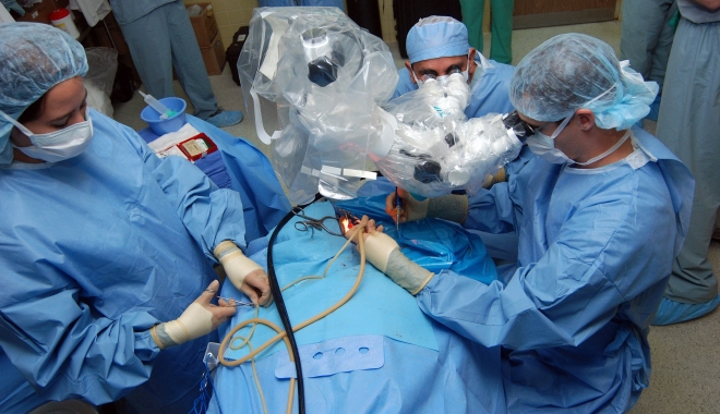 EROARE MEDICALĂ FATALĂ! Pacient cu infarct, operat la mandibulă - operatie-1486711914.jpg