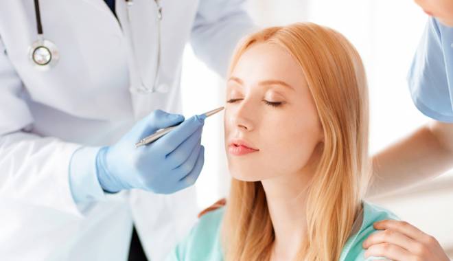 Operație estetică  pentru soție - operatieestetica-1440689582.jpg