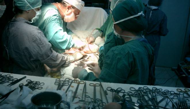 Cât de importantă este donarea de organe - operatietransplantrinichi7-1430740722.jpg