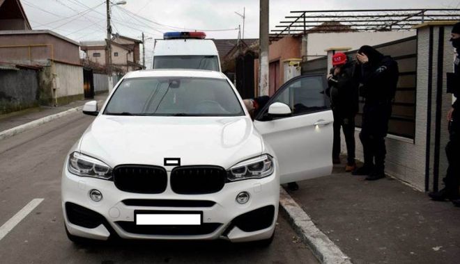 Operațiune pentru prinderea unor proxeneți. Descinderi în marile orașe constănțene - operatiune-1519400699.jpg