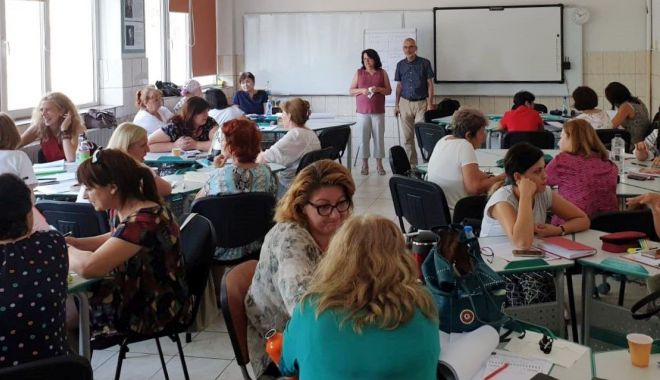 Oportunitate de formare pentru profesori. Curs internațional la CCD - oportunitatecursuriprofesori-1562768997.jpg