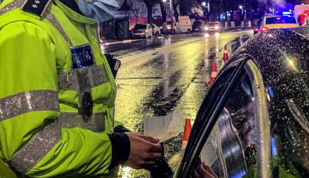 Controale masive pe șosele. Zeci de șoferi amendați într-o zi - opriri-1771669362.webp
