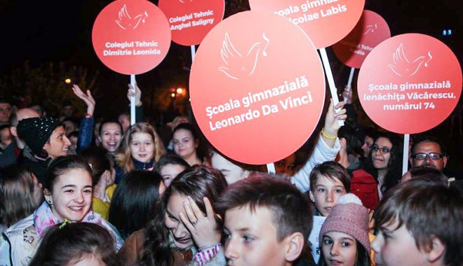 2.000 de lumânări aprinse în Parcul Tăbăcăriei, sâmbătă, de Ora Pământului - orapamantului20176-1521826018.jpg