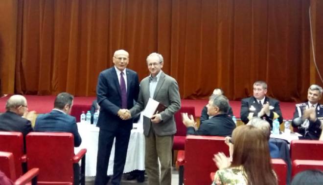 Orașul Cernavodă se mândrește  cu noi cetățeni de onoare. Cine sunt aceștia - orasulcernavodasemandreste-1447780698.jpg