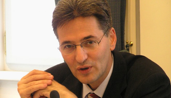 De ce s-a dus Leonard Orban la Emil Boc - orban-1315829651.jpg