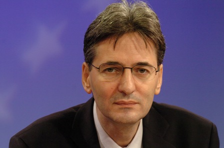 Leonard Orban, președinte al CA al Institutului European din România - orban-1385795135.jpg