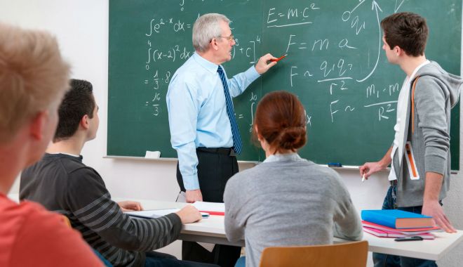 Universitatea Maritimă oferă ore de pregătire la matematică pentru elevii constănțeni - oredepregatire2-1552427715.jpg
