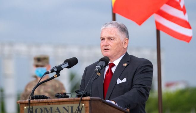 Ambasadorul SUA: Multe persoane din afară încearcă să submineze democraţia României - originalgovrt98701024x683-1603388364.jpg