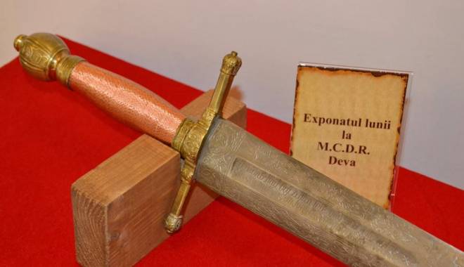 O sabie de călău, expusă la muzeul din Deva - osabie-1444054614.jpg