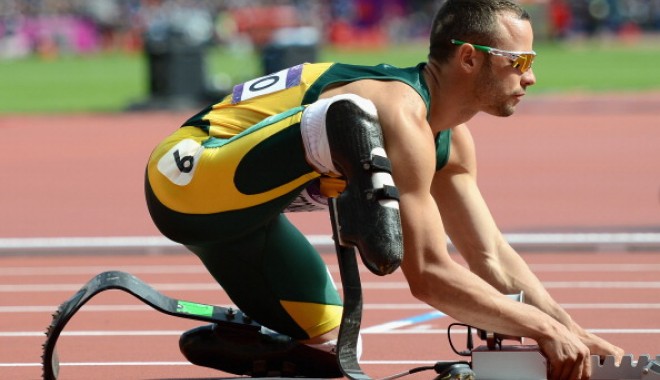 Noi indicii în cazul Pistorius. O bâtă de baseball, plină de sânge, găsită în locuința acestuia - oscarpistorius1360839689-1361105781.jpg