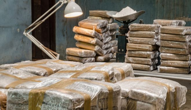 O tonă de cocaină, confiscată pe mare - otonacocainaconfiscata-1626625598.jpg