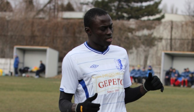 Ousmane Gueye a plecat de la FC Farul - ousmanegueye-1327922700.jpg