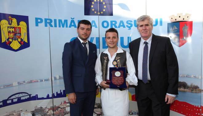 Cine sunt câștigătorii Festivalului 