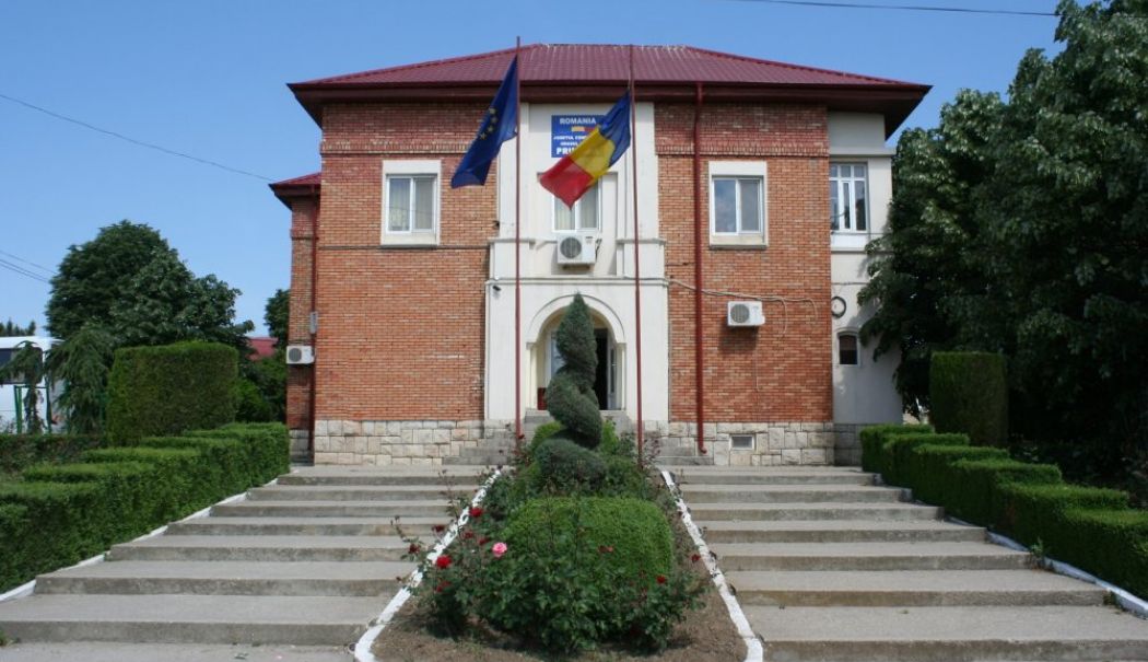 Primăria Ovidiu oferă cetăţenilor o platformă online pentru sesizări şi reclamaţii - ovidiu-platforma-1739800700.jpg